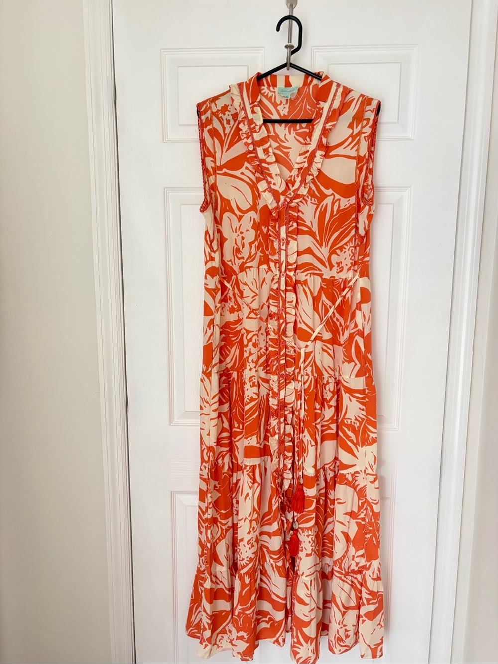 True Destinations Sleeveless Orange Floral V-Neck Maxi Dress
